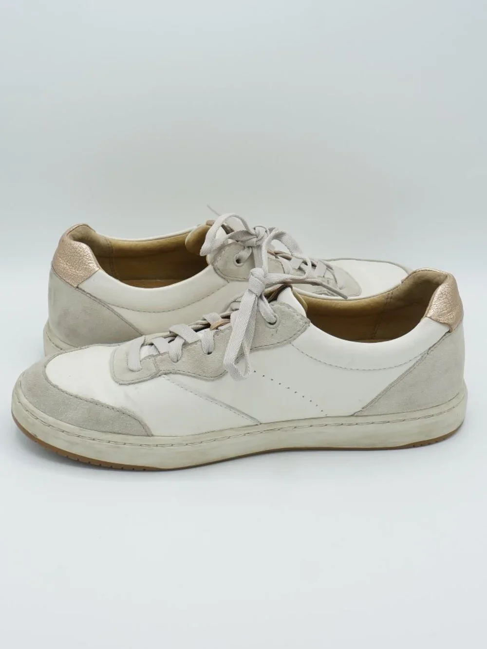 Dansko enjoy incredible
